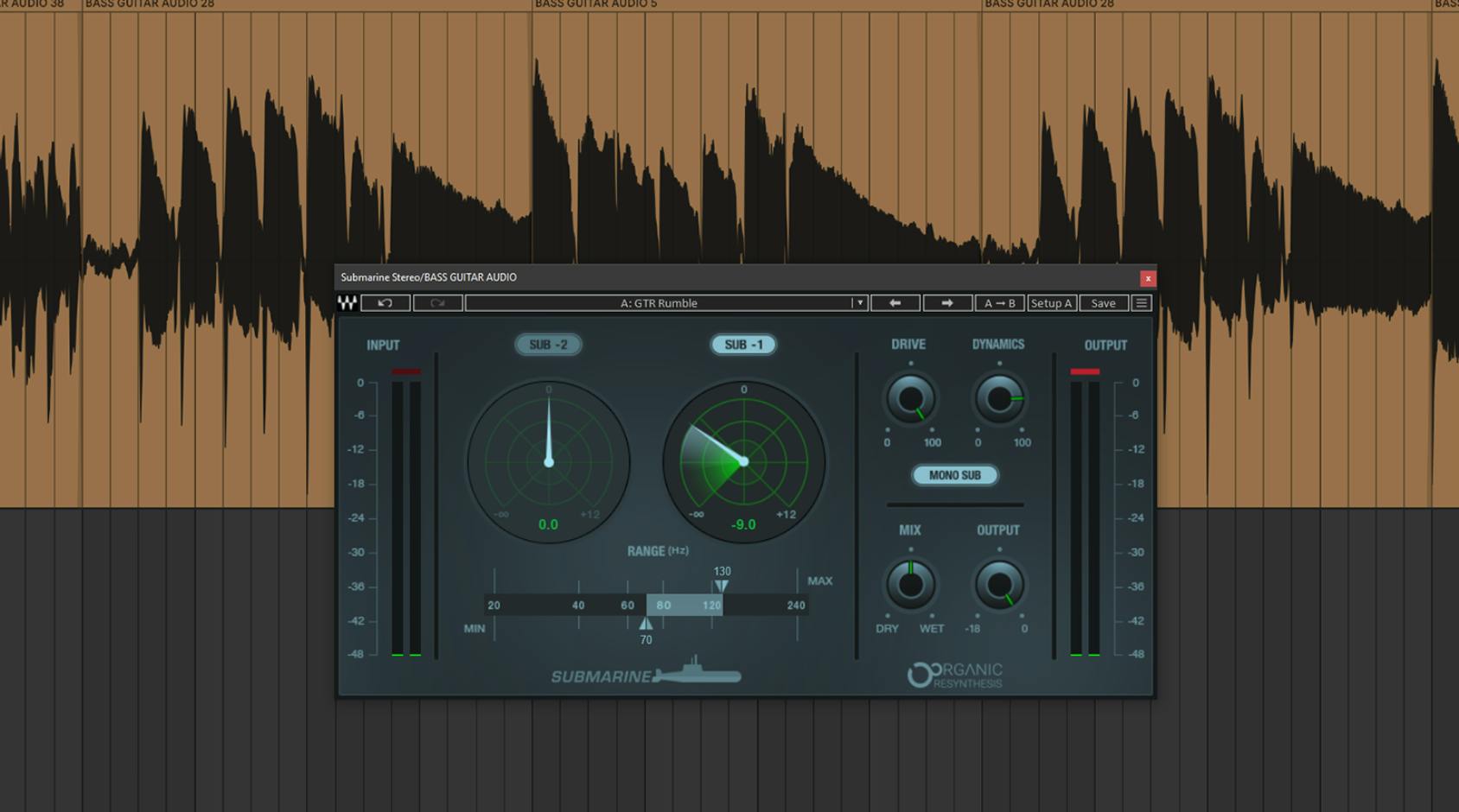 Ableton Liveプロジェクト内で、ベースギターのチャンネルにWavesのSubmarineプラグインを使用している様子